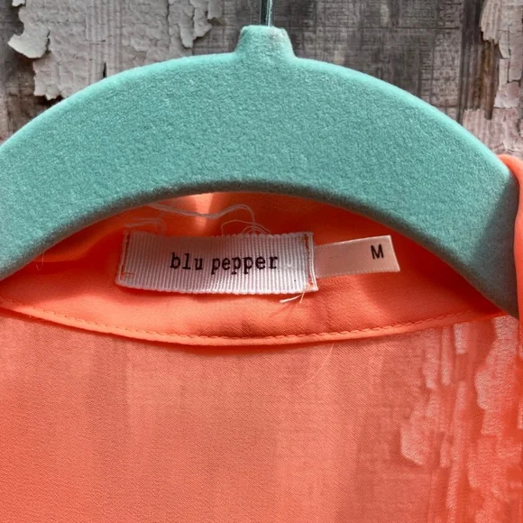 Peach button down - Picture 2 of 2